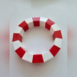 Vintage Plastic Bracelet Trapezoid Beads Red & White